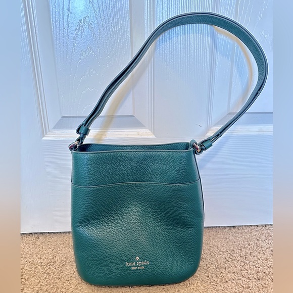 kate spade Handbags - NWOT Kate Spade Small Lelia Bag